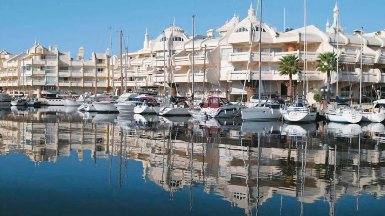 Newly Renovated Discover The Truth About Our Beautiful Oceanfront In Recent Renovations And New Management Ensure An Unforgettable Book Now And Experience It For Yourself Privatunterkunft